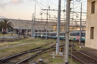 Treno in entrata traghetto