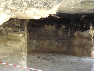 interno grotte di salnitro